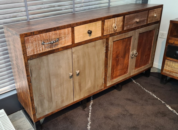 Unikat Sideboard Priya